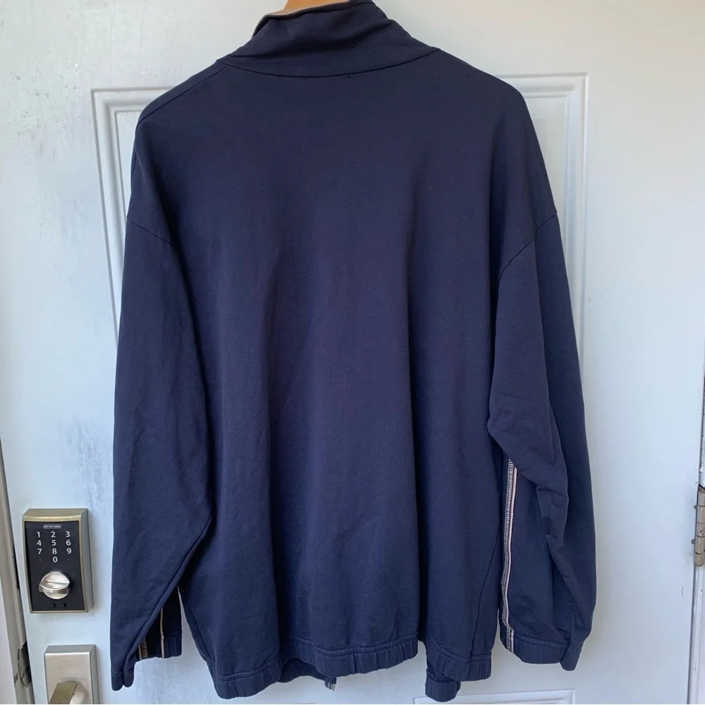 GIONFRIDDO.Made in Italy.Navy w/tan‎ stripes across the middle/down the a…